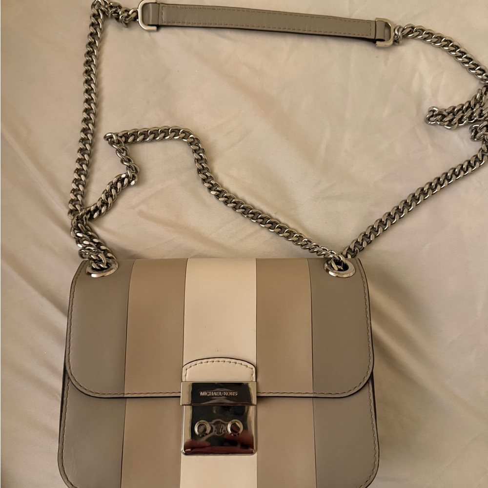 Michael Kors Gray and White Crossbody Bag
